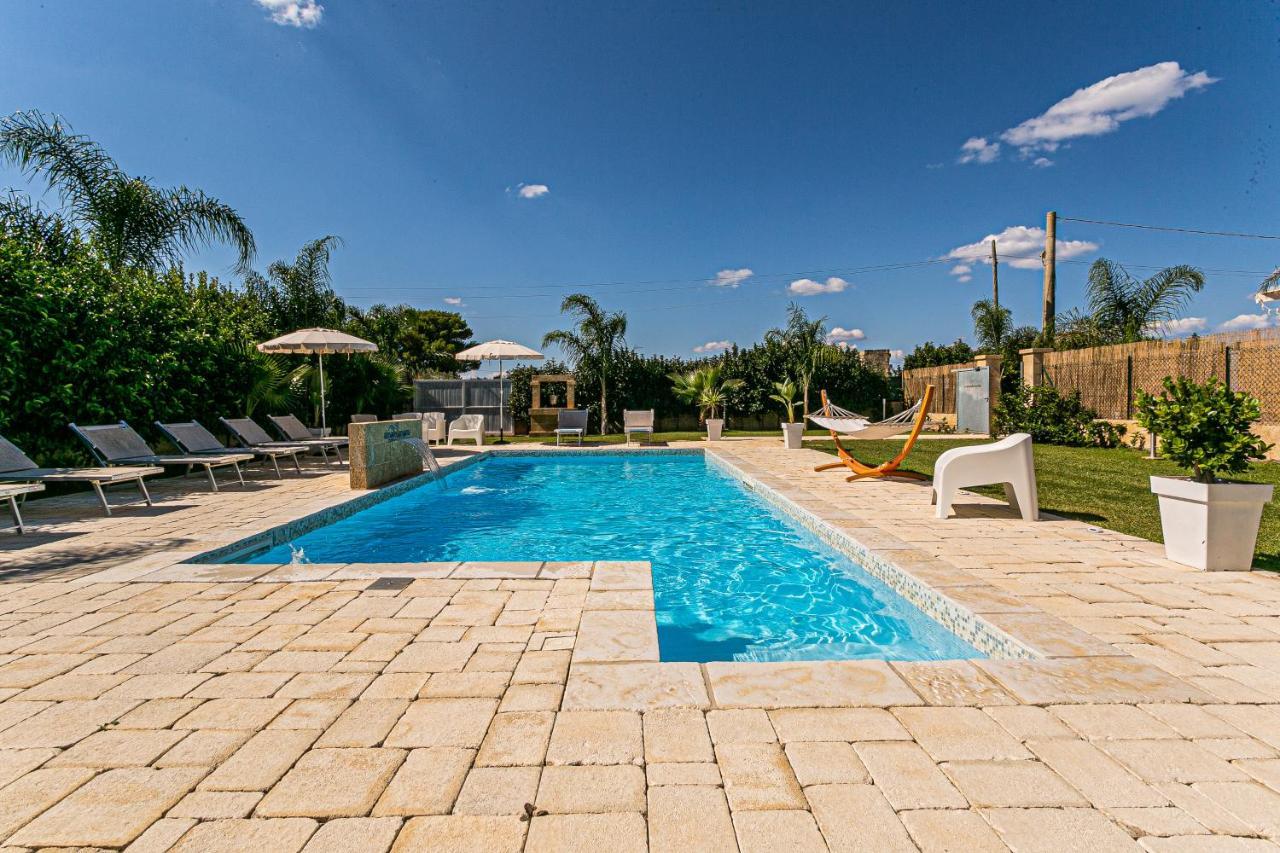 Resort Almaredamarra Con Piscina E Idromassaggio Sul Mare 토레 산 지오반니 우겐토 외부 사진
