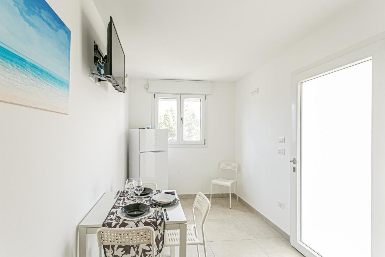 Resort Almaredamarra Con Piscina E Idromassaggio Sul Mare 토레 산 지오반니 우겐토 외부 사진